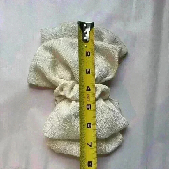 Vintage 80s Hair Alligator Clip Ivory Bow - Picture 5 of 5